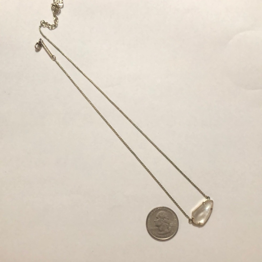 Kendra Scott necklace